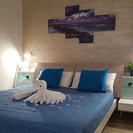 Martina'S House Hotel Porto Cesareo Exterior photo