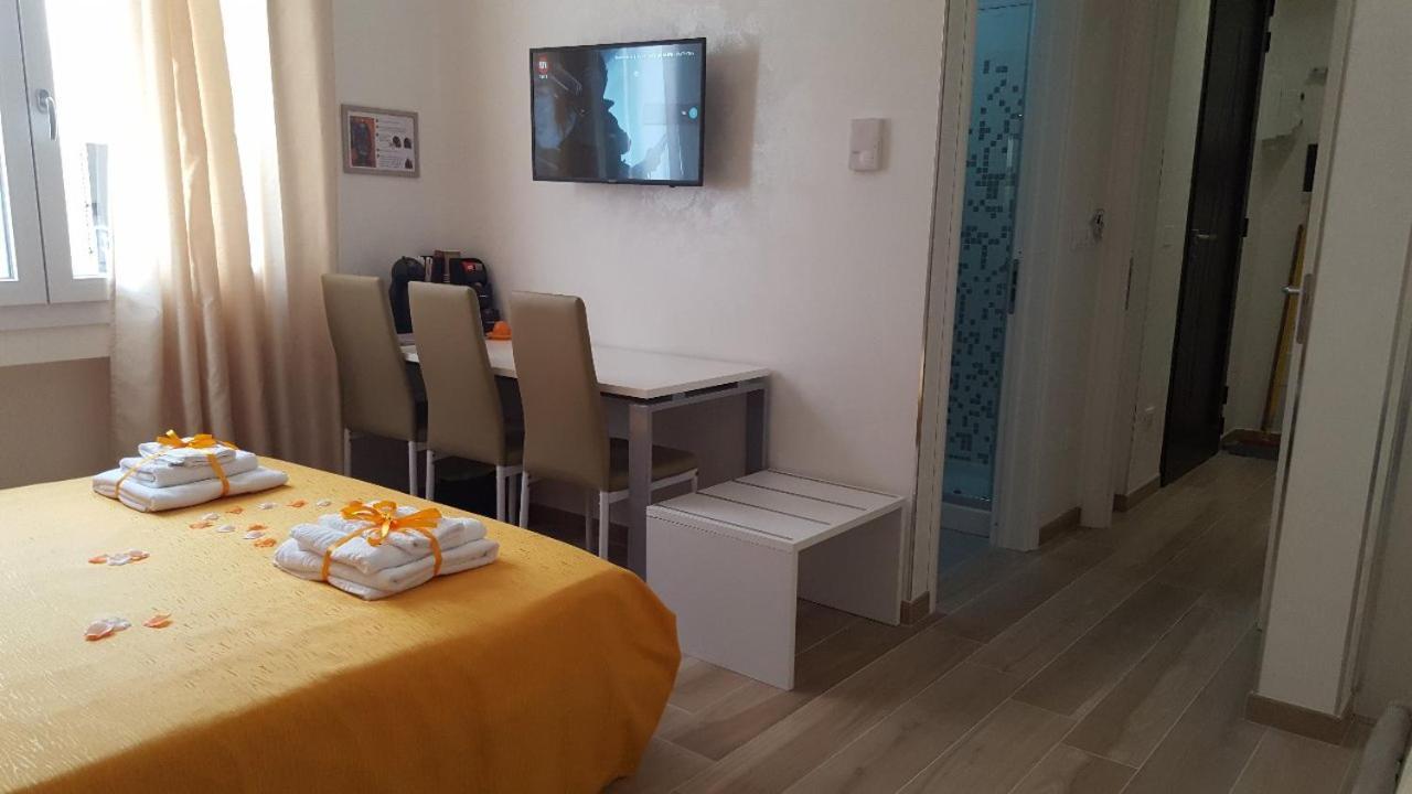 Martina'S House Hotel Porto Cesareo Exterior photo